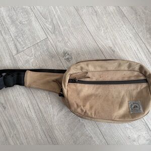 Men's Casual Tan Belt Bag
